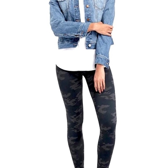 SPANX Camo High-Waisted Leggings - Picture 2 of 6